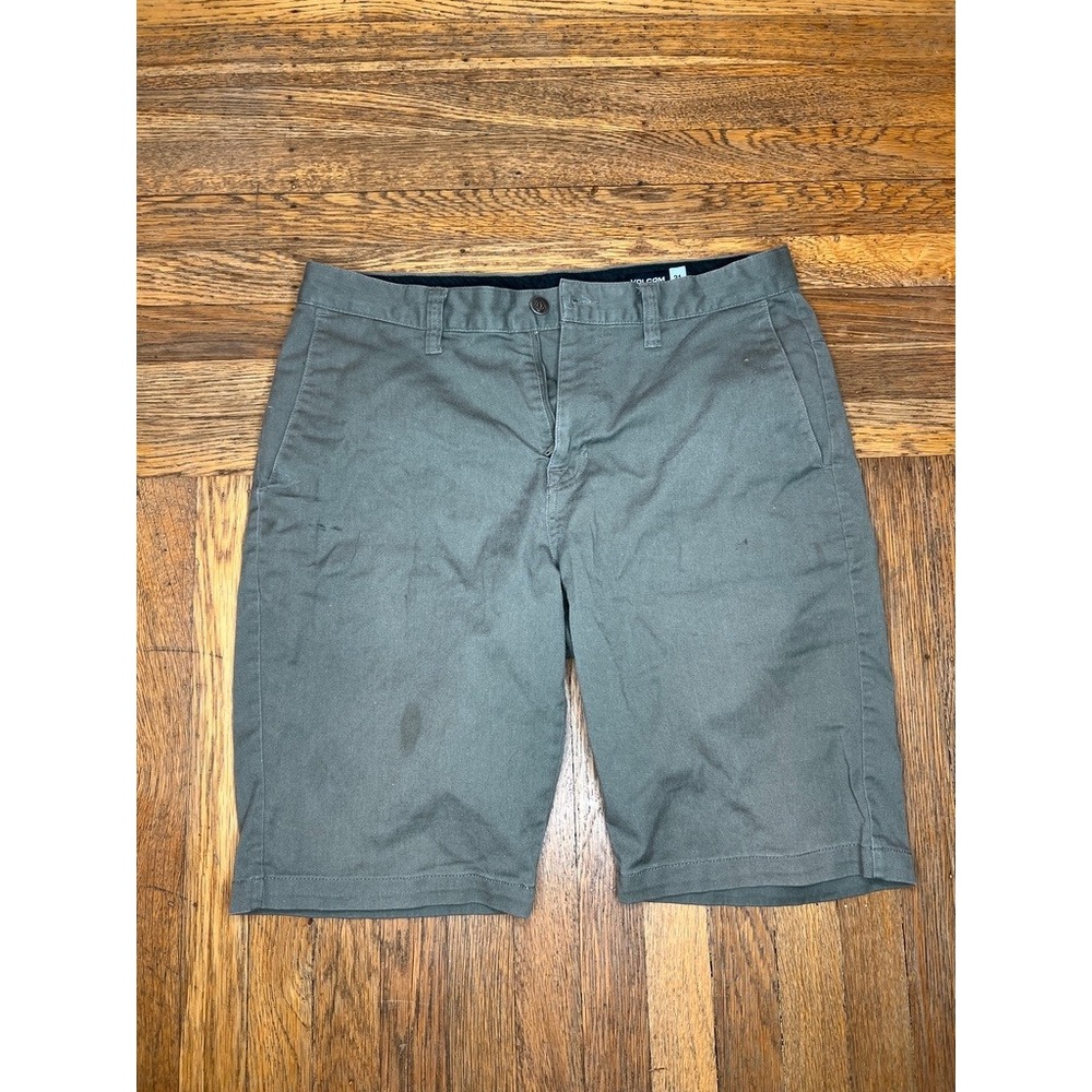 Volcom Shorts - Men's Vmonty - Chinos 22" Stretch - 31 Waist
